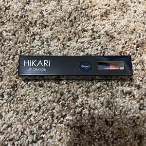 Hikari lip crayon